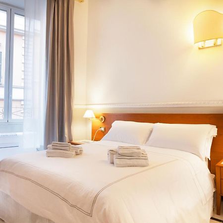 Hotel Domus Roma Esterno foto