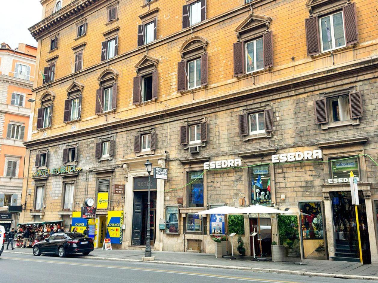 Hotel Domus Roma Esterno foto