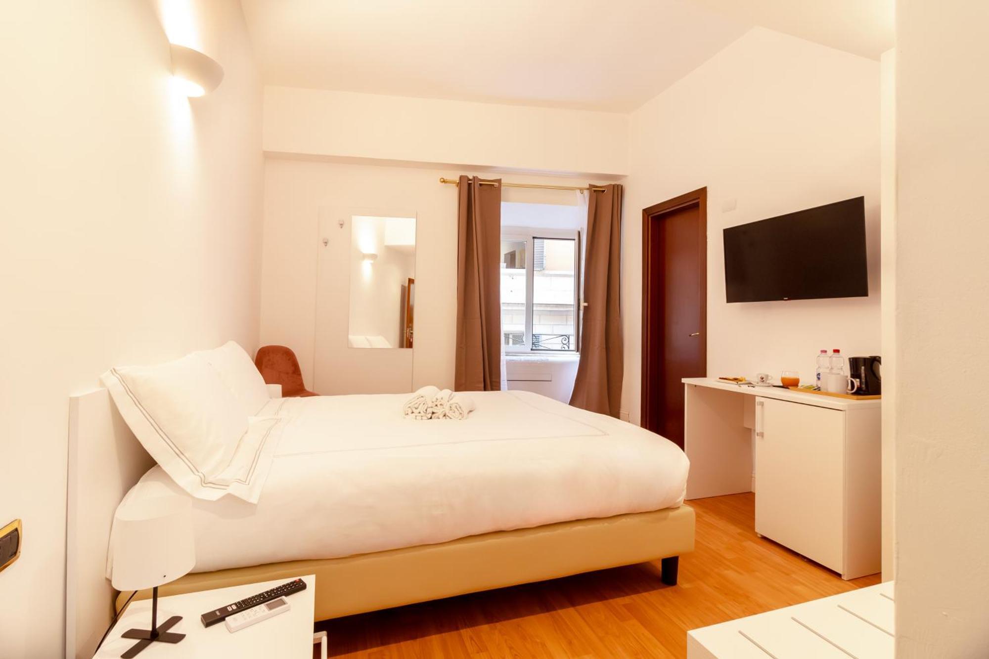 Hotel Domus Roma Esterno foto